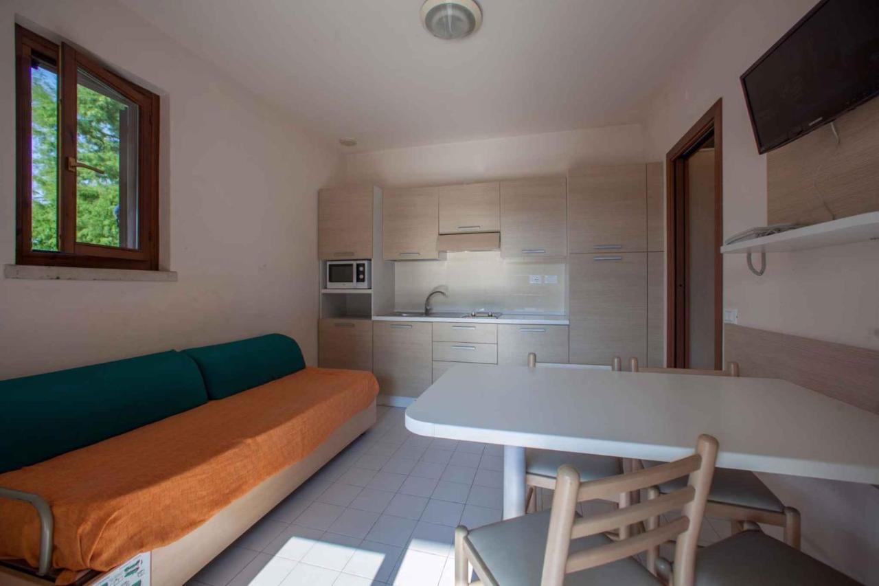 Holiday Homes In Sirmione/Gardasee 22174 Kültér fotó