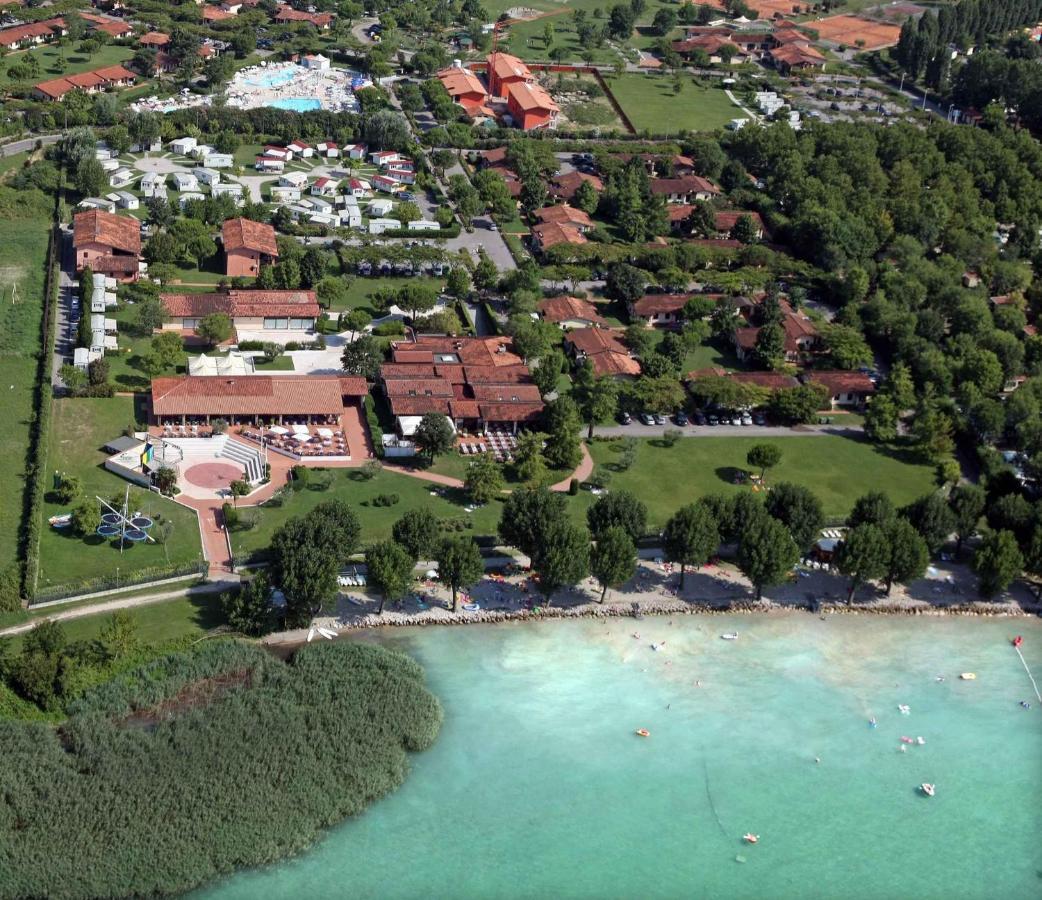 Holiday Homes In Sirmione/Gardasee 22174 Kültér fotó
